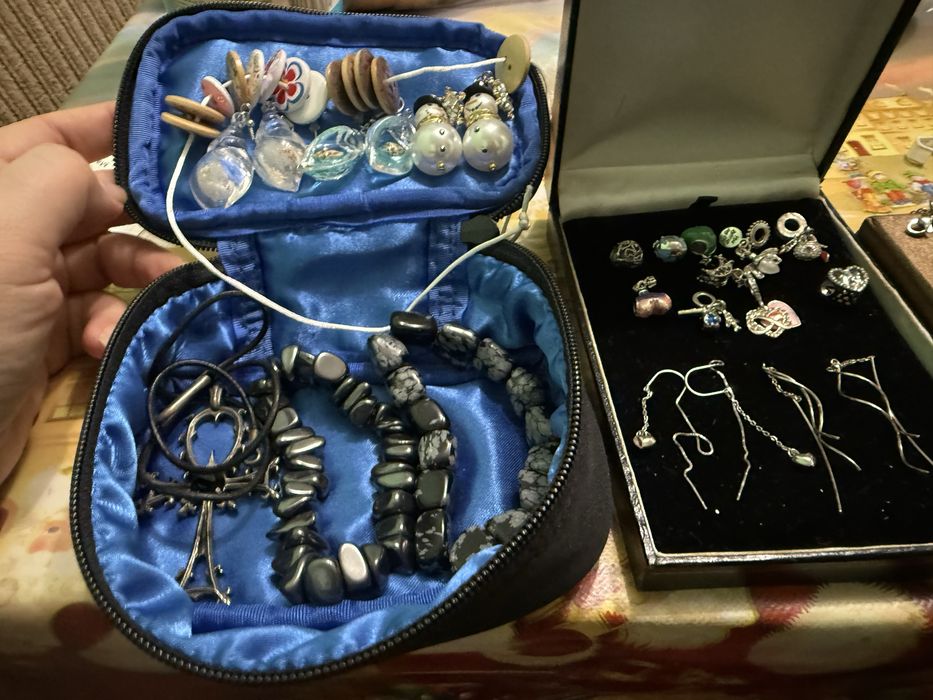 Прикраси срібло, каміня натуральне