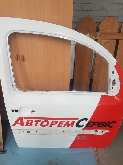Renault Kangoo Правая передняя дверь   Оригинал Стан як на фото