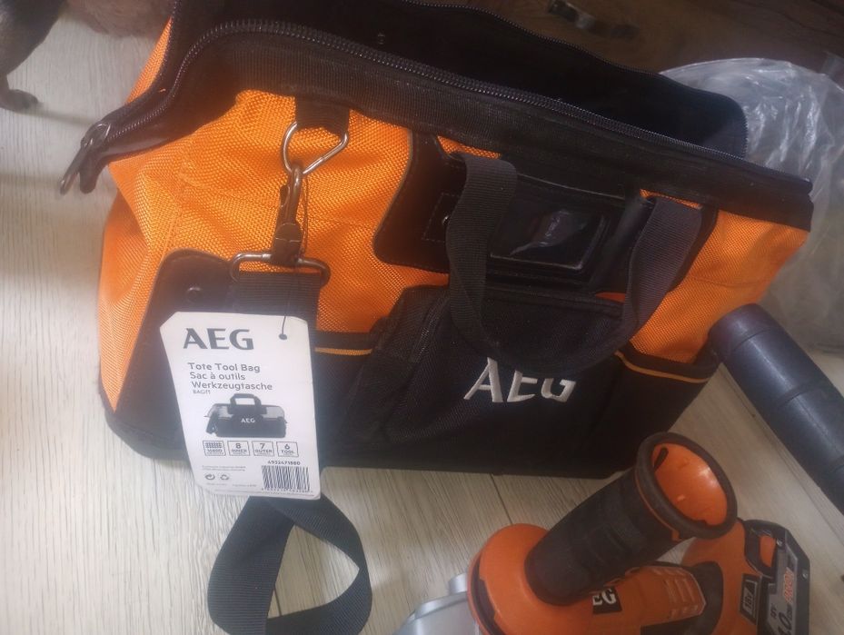 Zestaw narzędzi AEG
