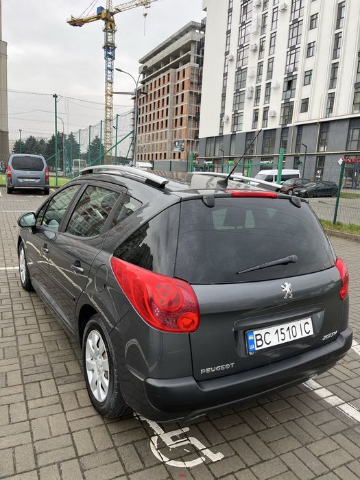 Продаю авто Peugeot 207
