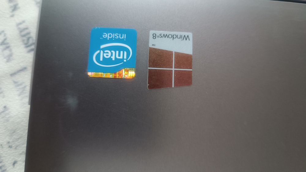 Планшет-ноутбук Lenovo