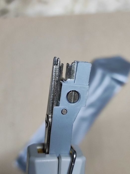 Alicate / chave cravar / inserção Krone / patch panel