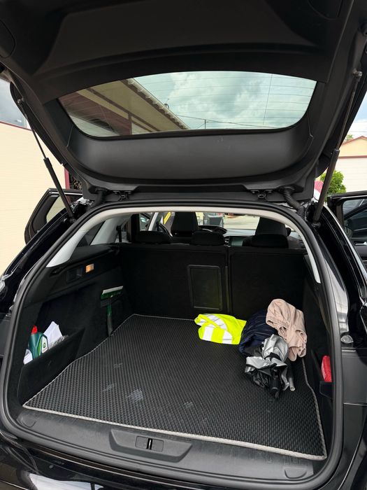 Peugeot 308 T9 2015