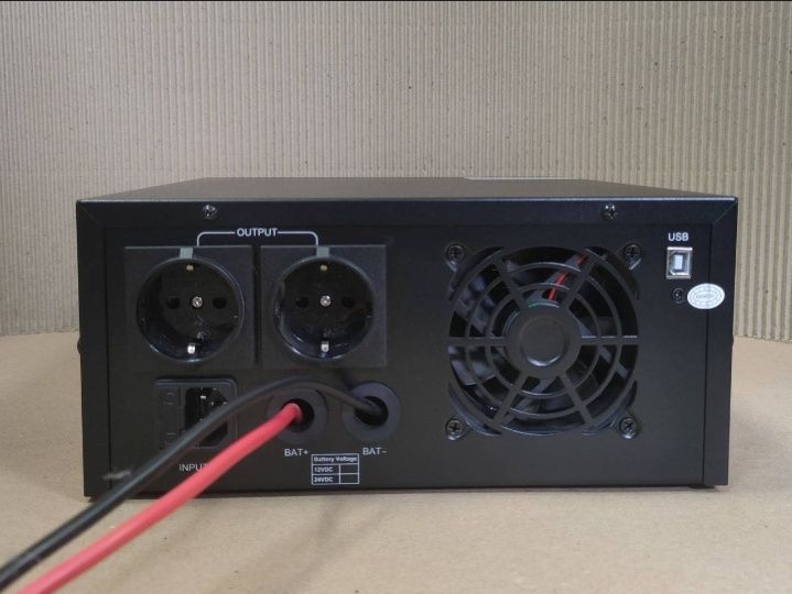 Інвертор  MUST  ЕР20-0б12 PRO з чистою синусоїдою
зарядним, ДБЖ, Must