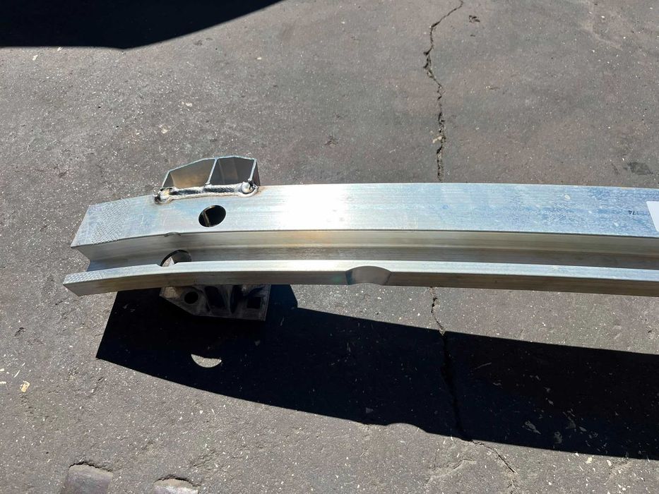 Volvo XC90 II - Reforço Para Choques Tras - RF053
