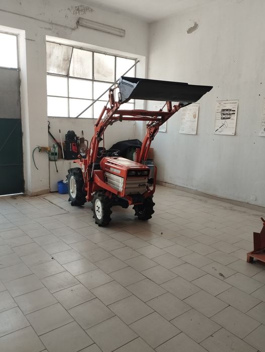 kUBOTA B1400 /// Frontal /// Capinadeira /// Transporte