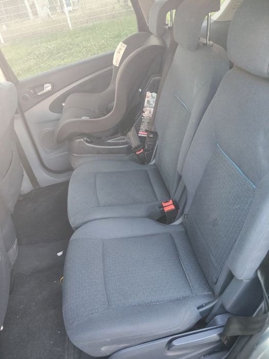Ford S-Max — fotografia 5