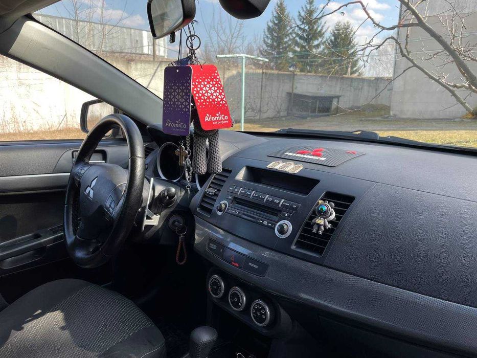 Продам Лансер 10