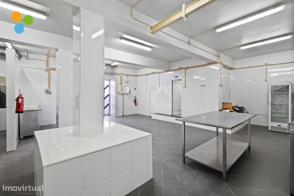 Armazém certificado para indústria alimentar