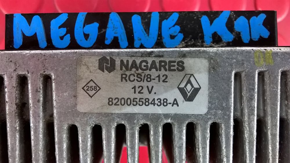 Módulo Electrónico 8200558438-A - RENAULT MEGANE III Grandtour