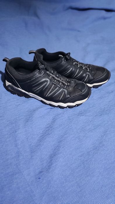 Кросовки 40-41 р