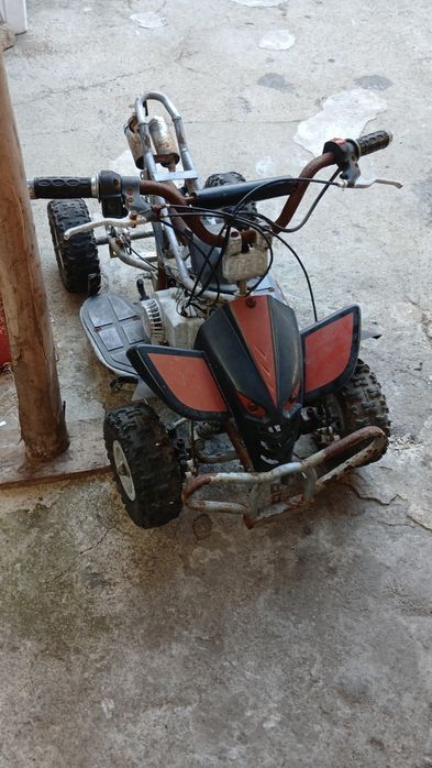 Vendo moto4 de criança