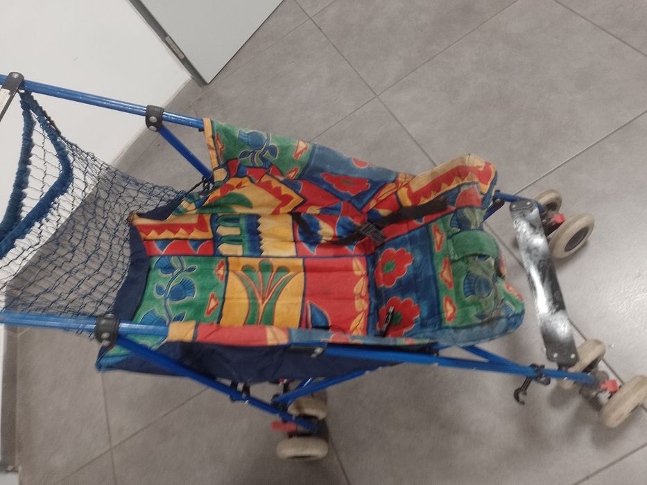 Sprzedam spacerówkę dla dziecka z możliwością spania.