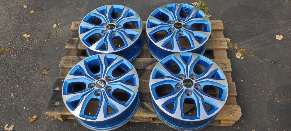 Литые диски R16 5*114.3 (toyota camry, Corolla,RAV4, suzuki sx4, vitara)