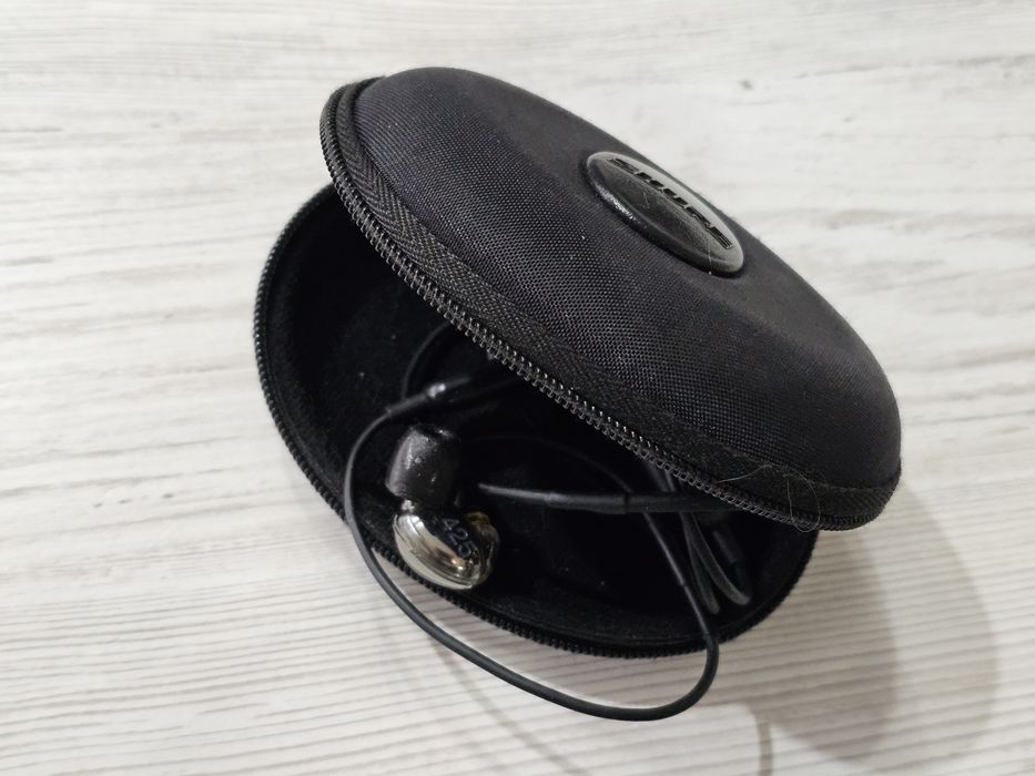 Дводрайверні навушники Shure SE425 з мікрофоном і Bluetooth
