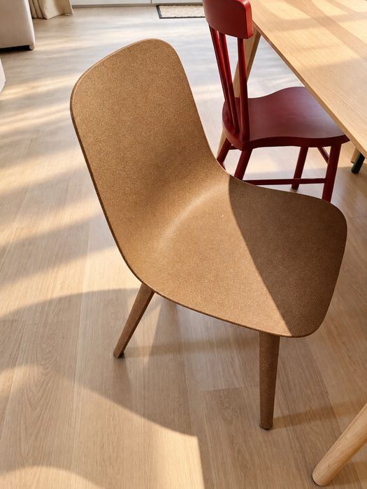 Stół lisabo ikea z krzesłami