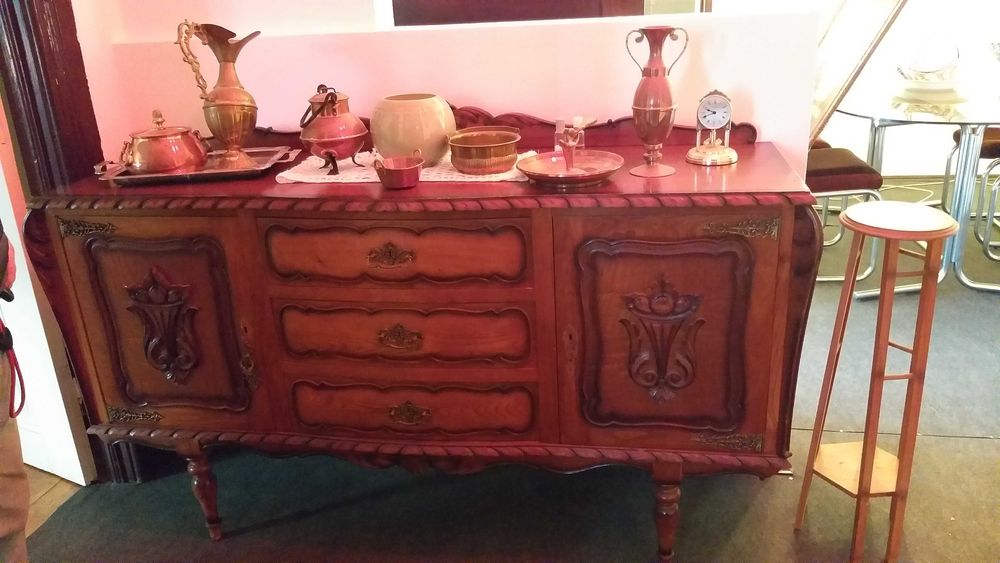 Móvel de sala vintage ou Aparador cristaleira