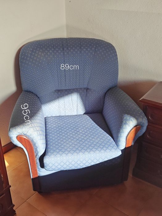 Conjunto Sofa (cama) + 2 cadeirões