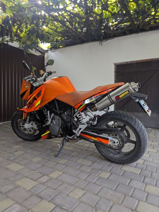 КТМ супер дюк 990
