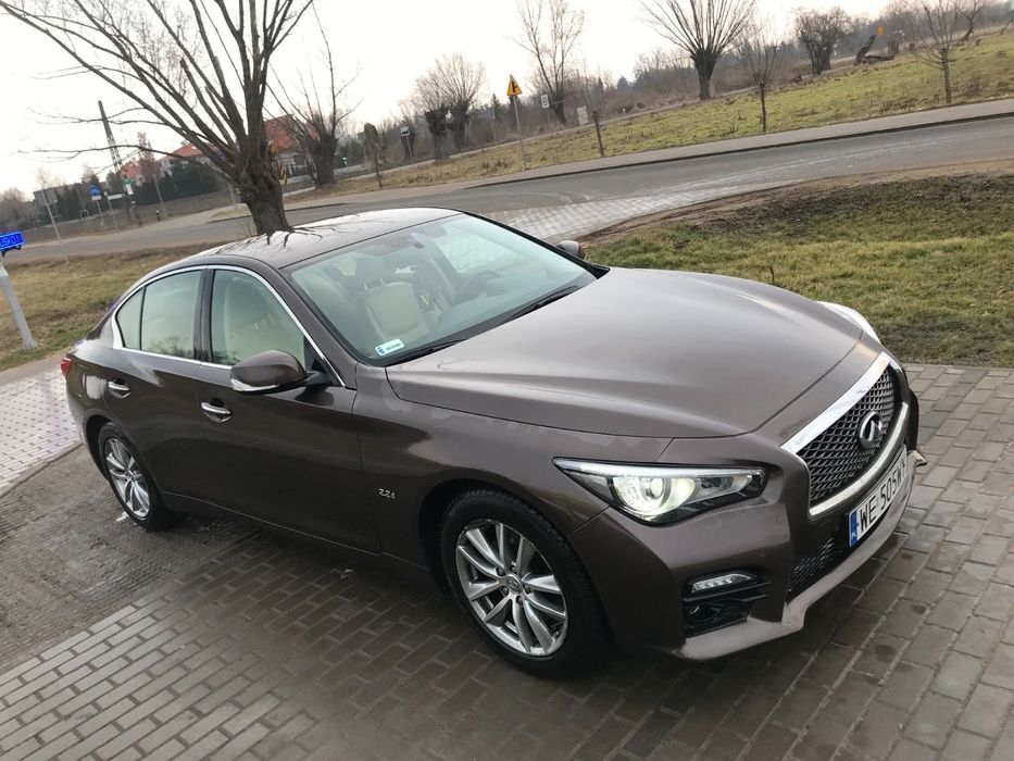 Infiniti Q50 Infiniti Q50 2.2d Premium Bose | 148 tys. km | Szwajcaria | Komfort