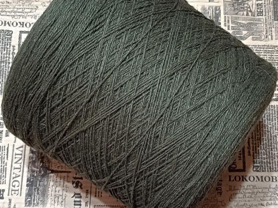 Lanerossi eyre 2/15, 650g Пряжа
750 м/100 г
80% вовна
20% акрил.

Ціна за бобінку, чиста вага 650 грамів.

Можна скористатися безпечною оплатою


8