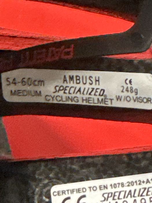CAPACETE DE CICLISMO SPECIALIZED AMBUSH