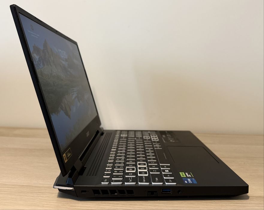 Acer Nitro 5 i7-12650H RTX 4060 8GB 16GB DDR5 SSD 512GB Win11