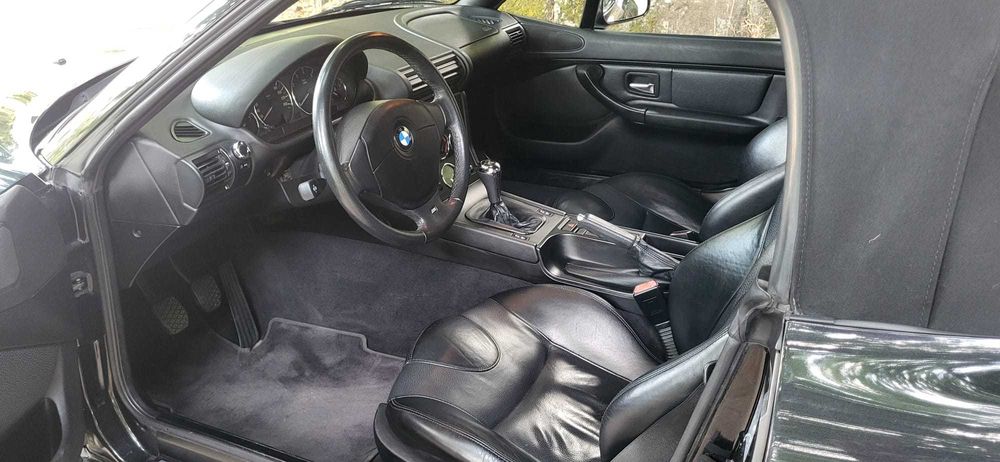 BMW Z3 2.8i – Potência Atmosférica e Estilo Clássico