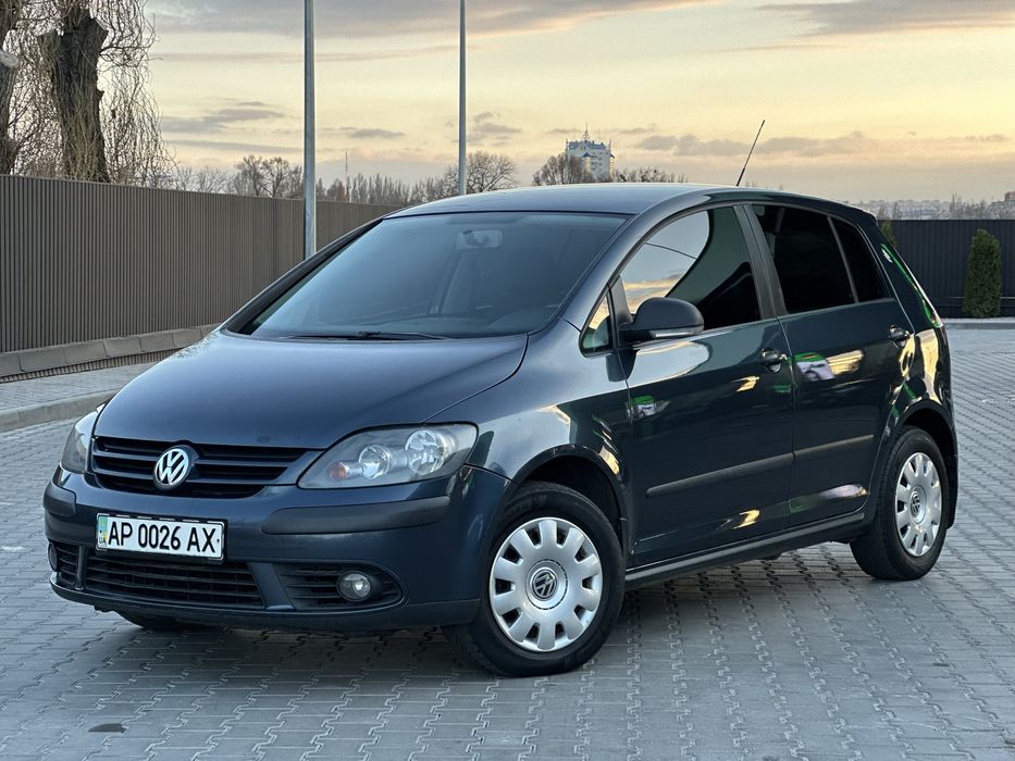 Продам  Volkswagen Golf Plus