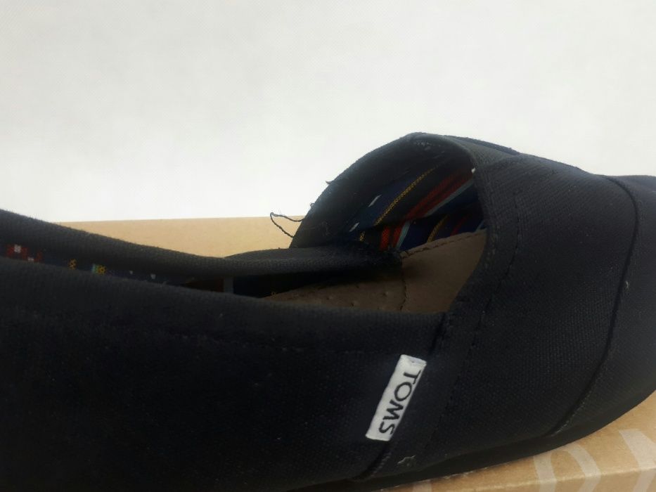 NOWE espadryle meskie TOMS MEN eu42 black on black canvas - półbuty