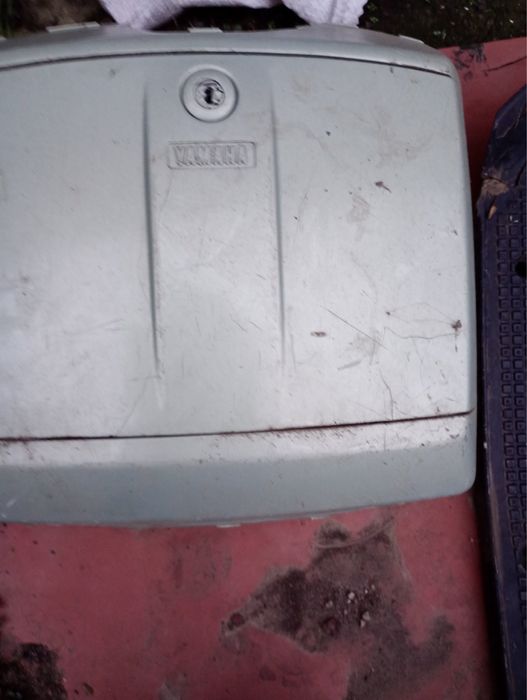 Обліцовка на мопєд ямаха