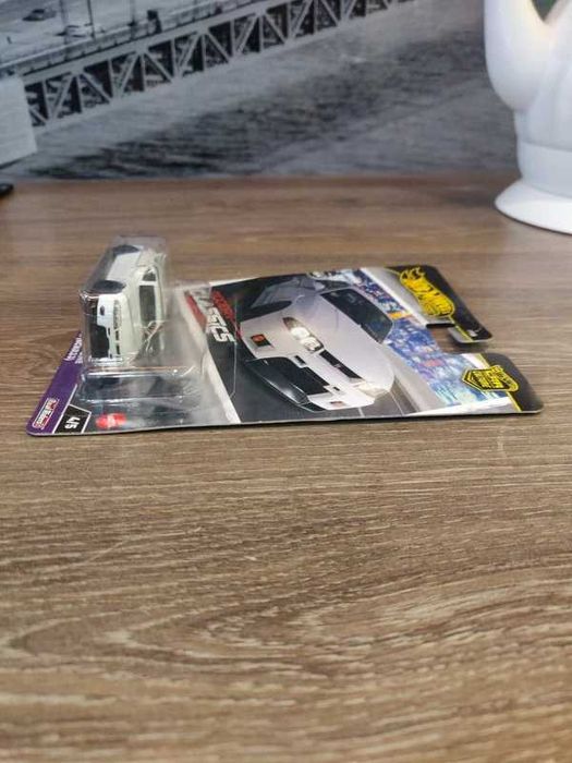 Nissan Skyline GT-R R33 premium - hot wheels