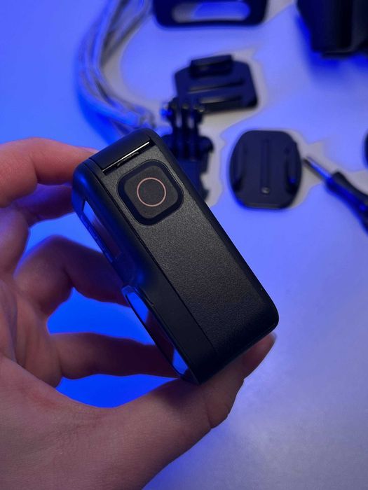 Екшн-камера GoPro Hero 8 з нагрудним кріпленням