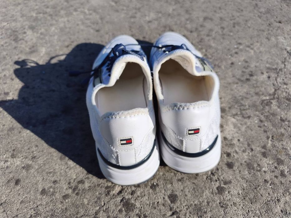 Жіночі кросівки Tommy Hilfiger, 40–41 розмір