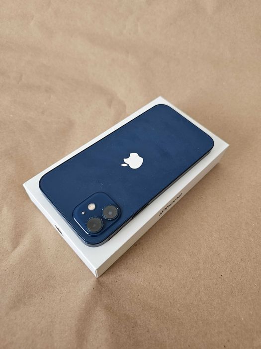 Iphone 12 128Gb.  Muito bom.