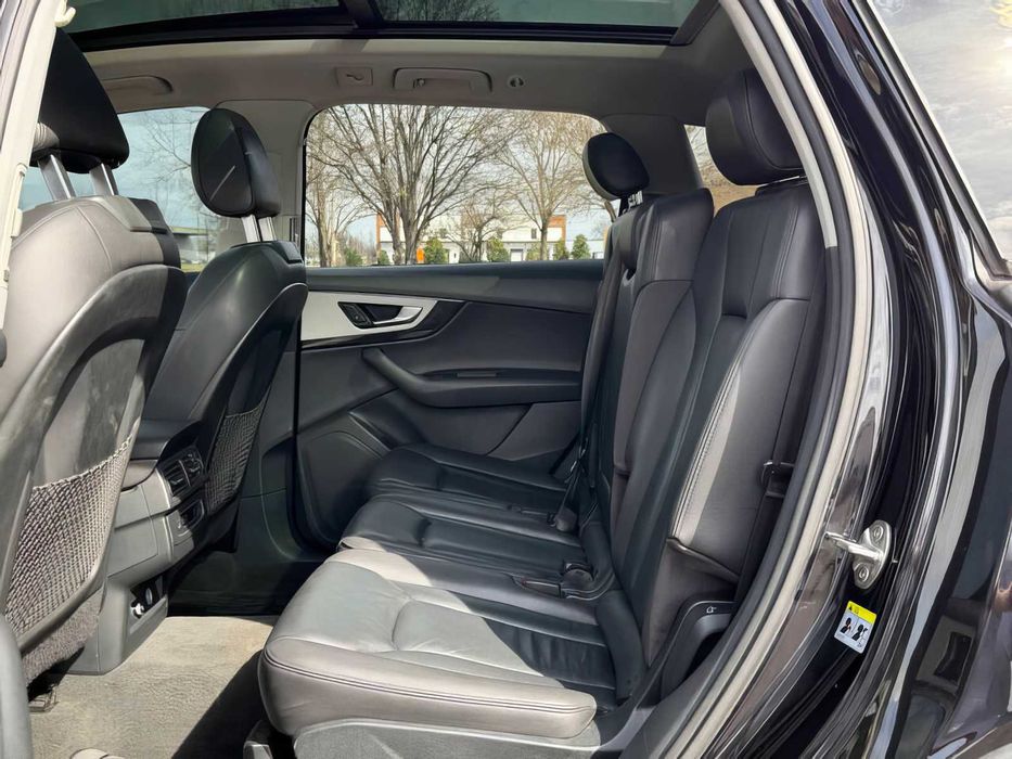 Audi Q7 quattro Premium 45 TFSI      2019