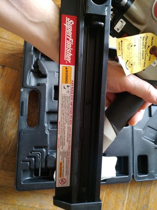 пневмопистолет нейлер Max NF550