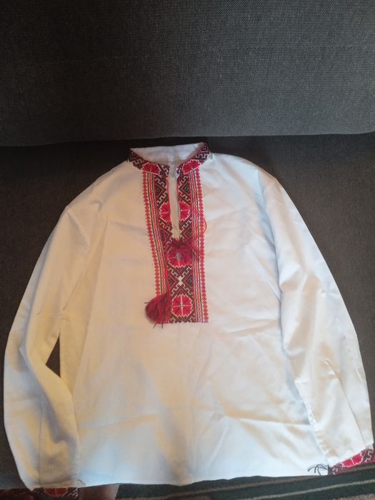 Сорочки вишита розмір 8 10 р