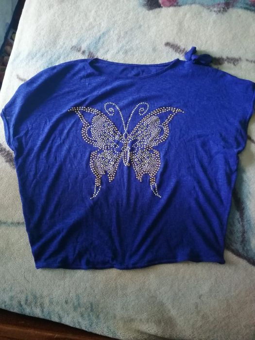 Vendo várias roupas de senhora por apenas 7€