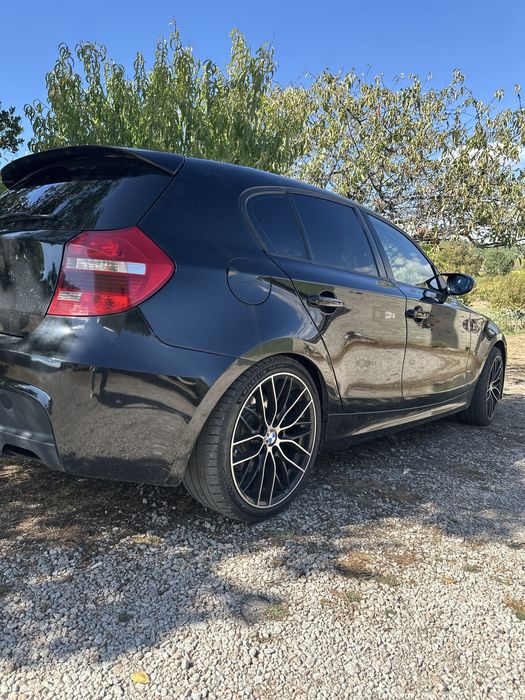 Bmw Serie 1 E87 em muito bom estado