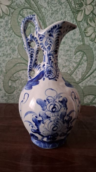 Продам Китайський кувшин(фарфор)