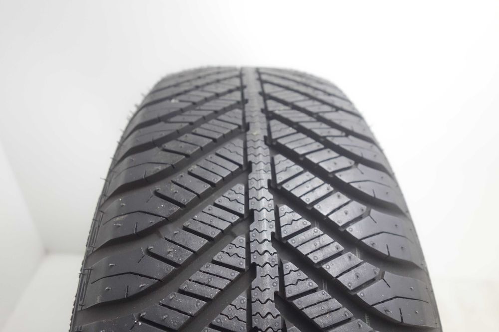 Opony całoroczne 195/60/15 - GOODYEAR Vector 4 Season