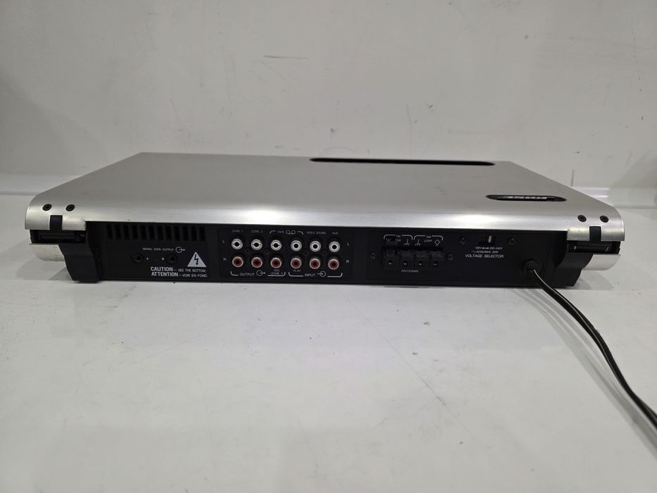 Bose Lifestyle Music Center (Model 20) – Srebrn