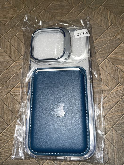 Чохол-гаманець iPhone FineWoven Wallet with MagSafe