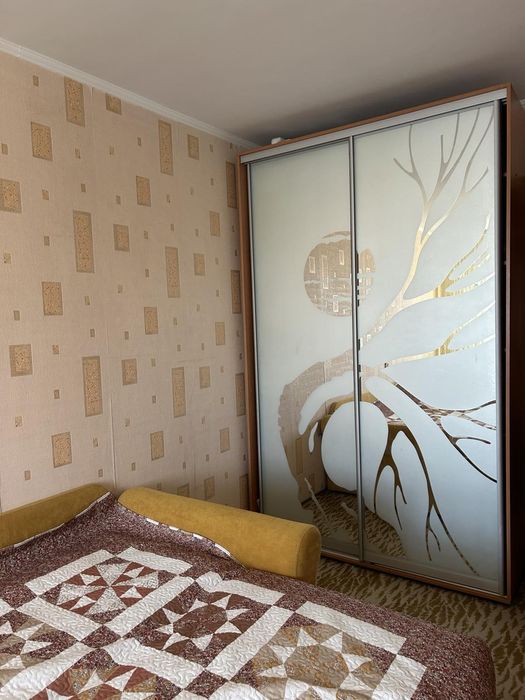 Продається трьох кімнатна квартира по вулиці Київській.