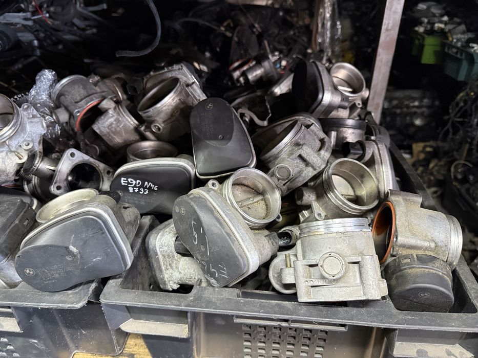 Дросель заслонка BMW N42 N46 N62 M62 M54 N52 М52 E39 E46 E53 E60 E90