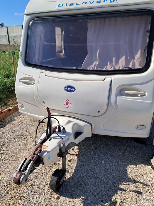 Caravana Inglesa Bailey discovery 100