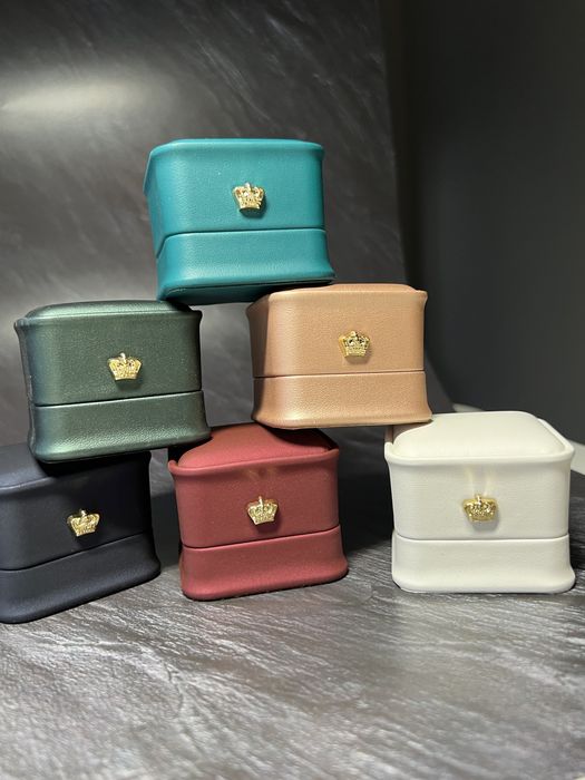 Коробочка для весільної каблучки Ювелірний футляр під кільце