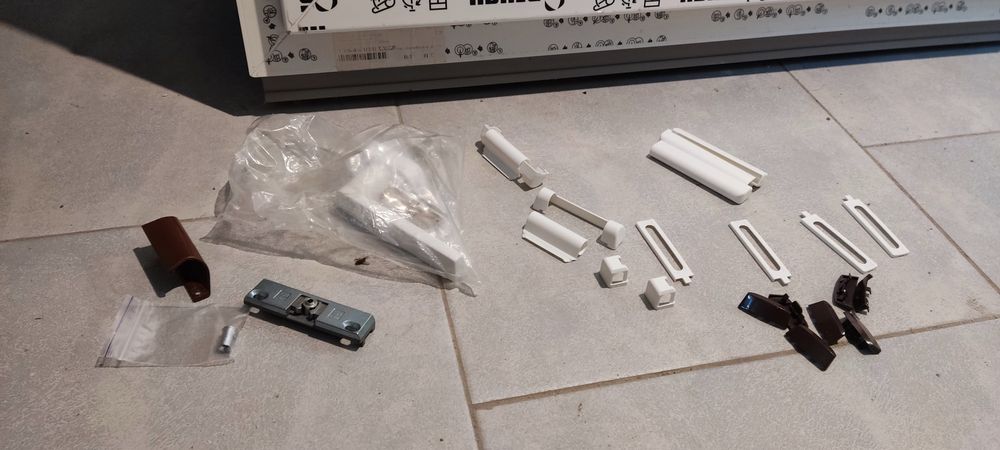 Зовнішні (балконні)двері з 7-камерн. профілю Rehauu Synego MD 72 нові