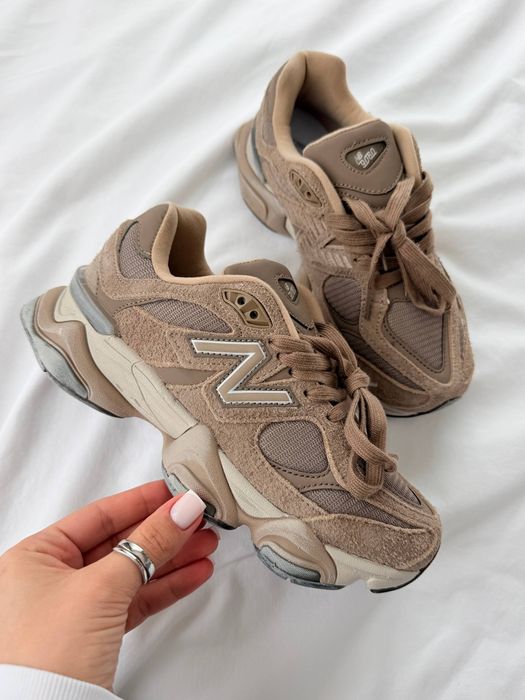 New Balance 9060 Brown Mushroom жіночі кросівки ню беланс 9060